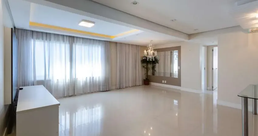 Apartamento de 3 dormitórios, 1 suíte e 2 vagas escrituradas no bairro Tristeza.