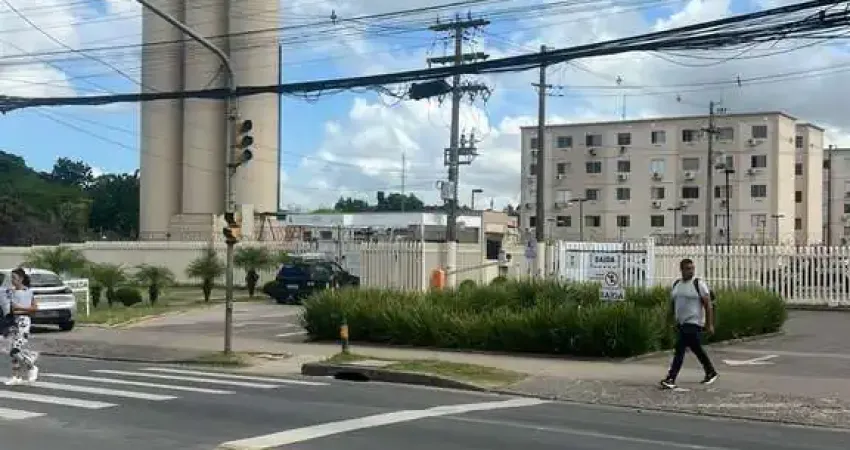 Apto 2 Dormitórios, Sala, Cozinha, Banheiro, semimob, 01 vaga garagem-rotativa