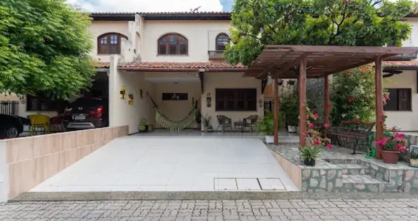 Casa com 4 quartos à venda na Rua Tomás Pompílio, 1075, Engenheiro Luciano Cavalcante, Fortaleza