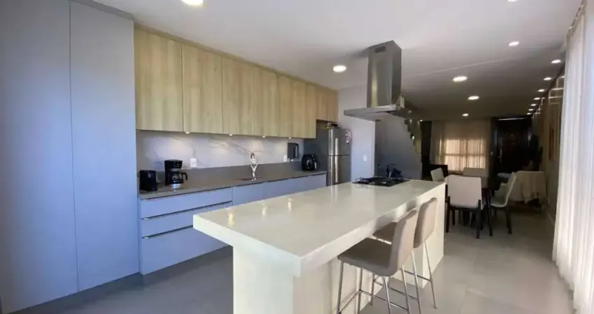 Casa para Venda em Florianópolis, Campeche, 3 dormitórios, 1 suíte, 2 banheiros, 2 vagas