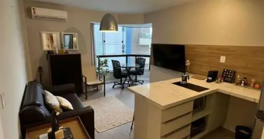 Apartamento para Venda em Florianópolis, Centro, 1 dormitório, 1 banheiro, 1 vaga