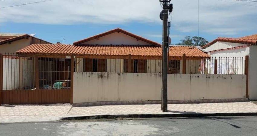 Casa lote inteiro na arvore grande