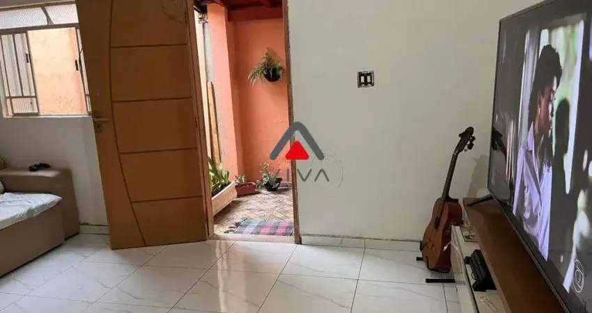 Casa com 2 quartos à venda na Rua Vicente Calderaro, 71, Centro, Pouso Alegre