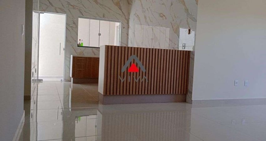 ACEITA TERRENO ATÉ 100 MIL Casa de lote inteiro no Parque Real