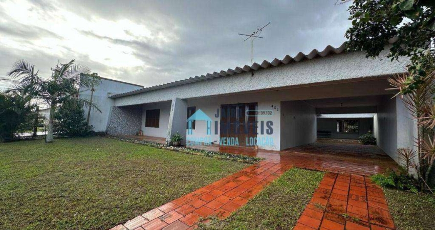 Casa com 3 dormitórios à venda, 236 m² por R$ 320.000,00 - Tramandaí - Tramandaí/RS