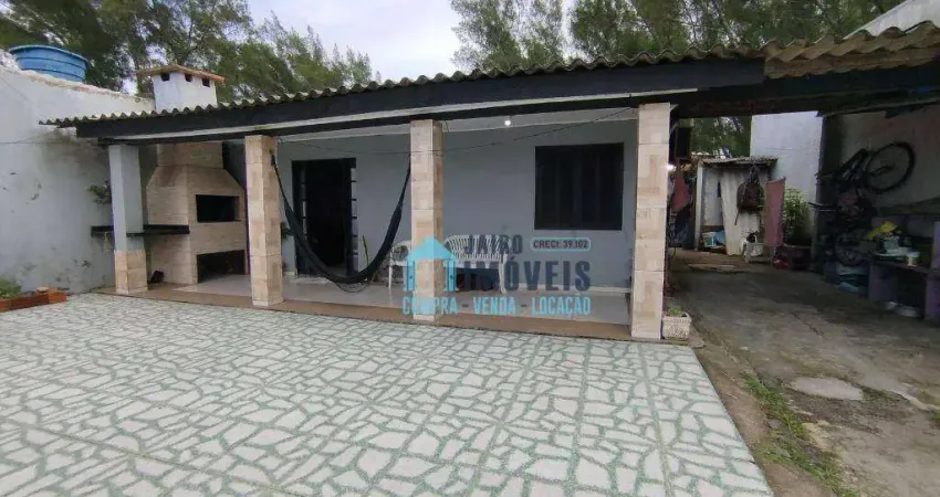 Casa em avenida principal, com 2 dormitórios à venda por R$ 205.000 - Centro - Balneário Pinhal/RS