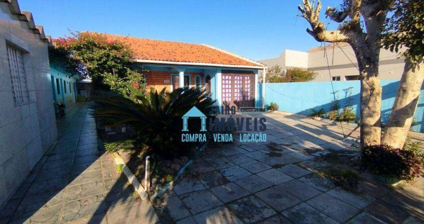 Casa com 9 dormitórios à venda por R$ 430.000,00 - Centro - Balneário Pinhal/RS