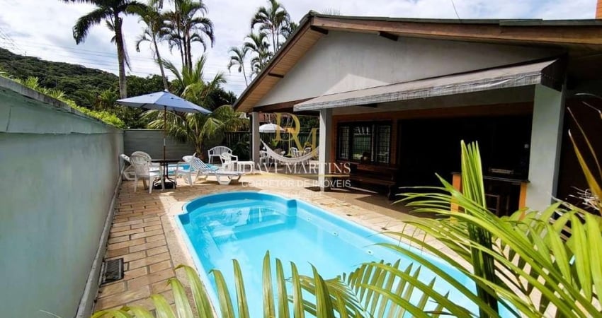 Casa para Venda em Matinhos, Praia Mansa, 5 dormitórios, 2 suítes, 2 banheiros, 4 vagas