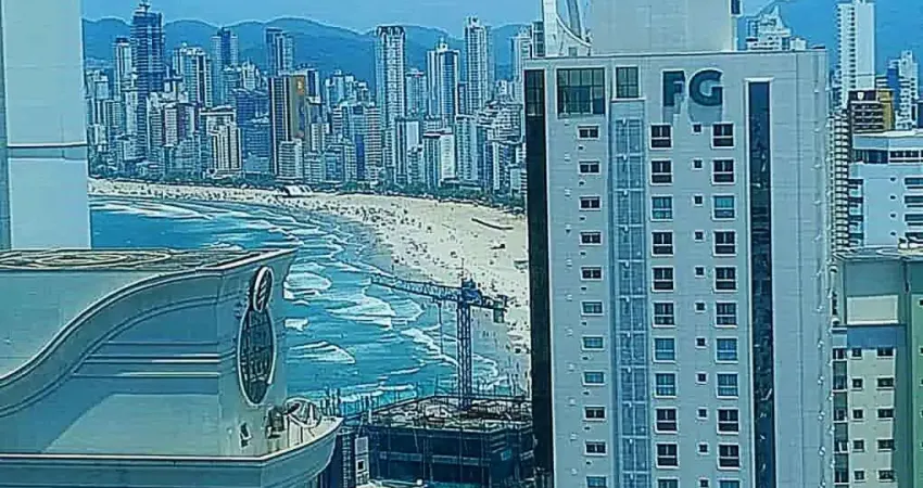 Apartamento ed.torre de lyon, 3 suítes, 3 garagens, em balneário camboriú/sc