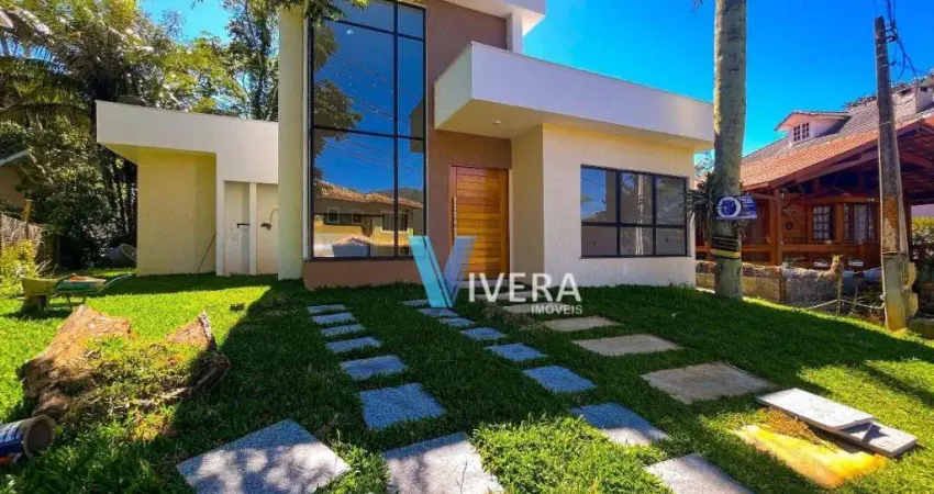 Casa com 3 dormitórios à venda, 121 m² por R$ 850.000,00 - Vargem Grande - Teresópolis/RJ