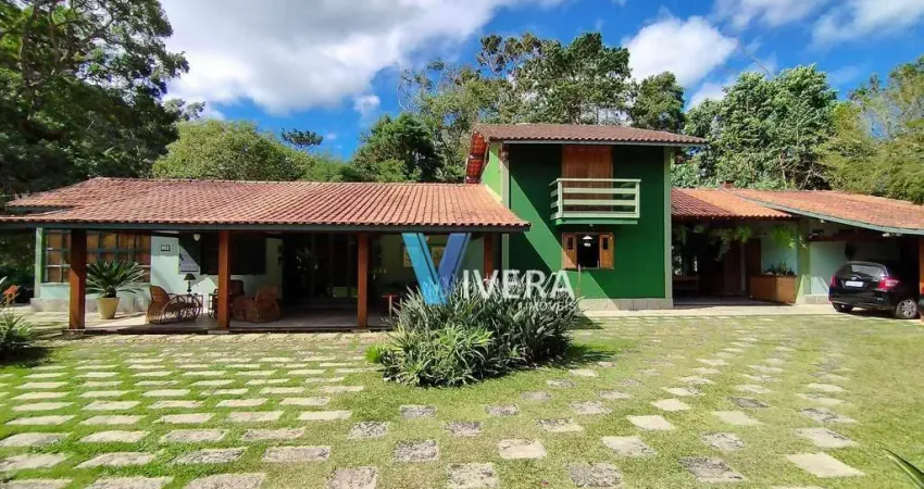 Casa com 4 dormitórios à venda, 226 m² por R$ 1.250.000,00 - Bom Retiro - Teresópolis/RJ