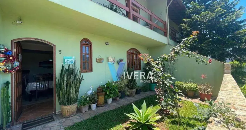 Casa com 3 dormitórios à venda, 140 m² por R$ 550.000,00 - Jardim Europa - Teresópolis/RJ