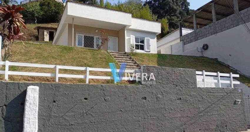Casa com 3 dormitórios à venda, 81 m² por R$ 380.000,00 - Vale do Paraíso - Teresópolis/RJ