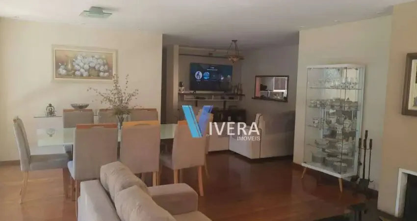 Casa com 4 dormitórios à venda, 224 m² por R$ 1.750.000,00 - Carlos Guinle - Teresópolis/RJ
