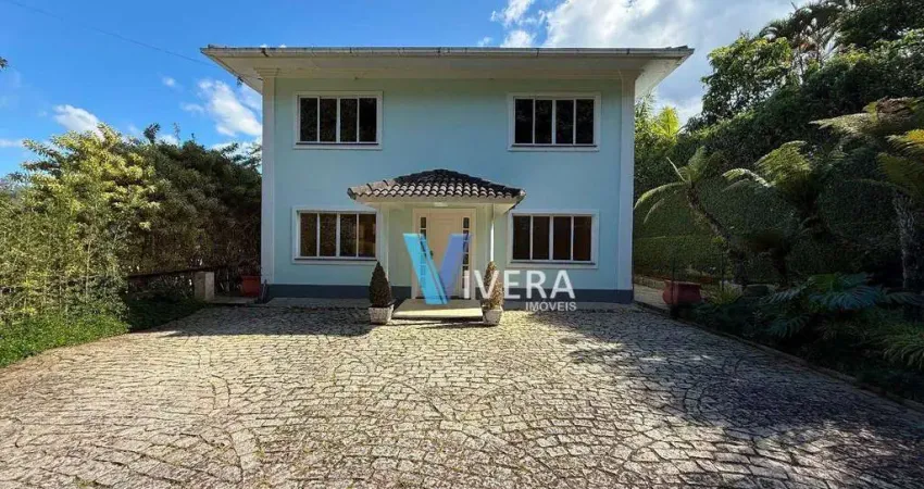 Casa com 3 dormitórios à venda, 150 m² por R$ 1.100.000,00 - Parque do Imbui - Teresópolis/RJ