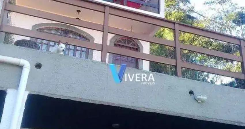 Casa com 2 dormitórios à venda, 86 m² por R$ 370.000,00 - Vale do Paraíso - Teresópolis/RJ