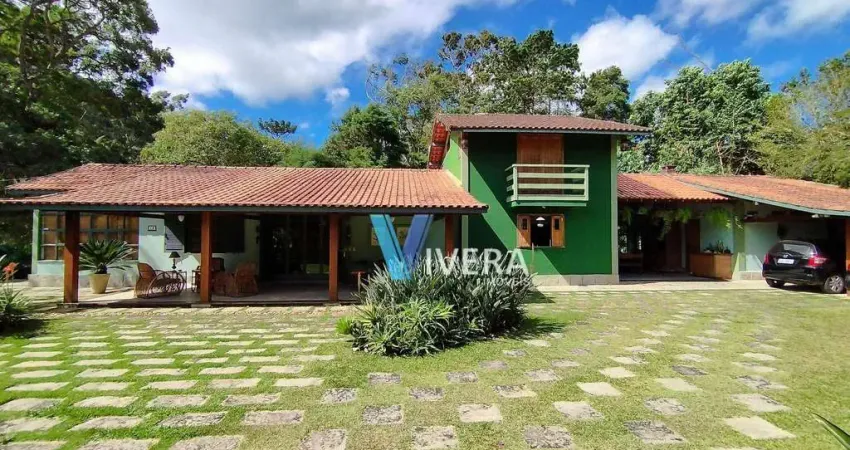 Casa com 4 dormitórios à venda, 226 m² por r$ 1.250.000,00 - bom retiro - teresópolis/rj
