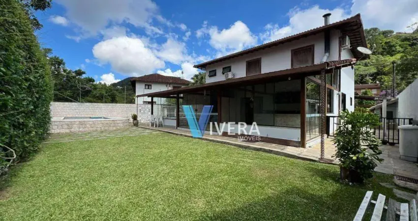 Casa com 4 dormitórios à venda, 390 m² por r$ 2.100.000,00 - carlos guinle - teresópolis/rj