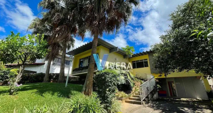 Casa com 4 dormitórios à venda, 170 m² por r$ 1.150.000,00 - taumaturgo - teresópolis/rj