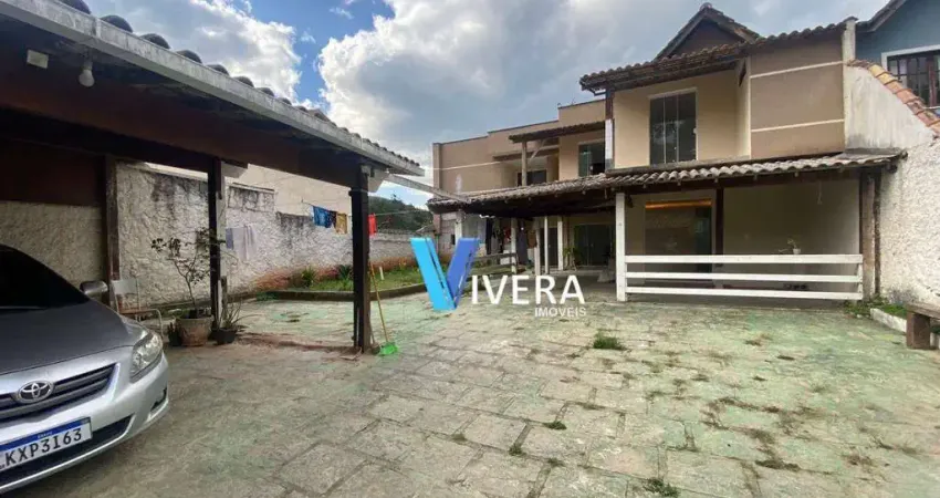 Casa com 3 dormitórios à venda, 263 m² por r$ 599.000,00 - albuquerque - teresópolis/rj