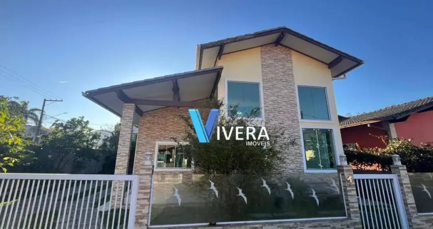 Casa com 3 dormitórios à venda, 140 m² por r$ 690.000,00 - vargem grande - teresópolis/rj