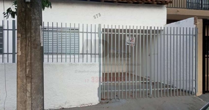Casa para Locação em São José do Rio Preto, Floresta Park, 2 dormitórios, 1 banheiro, 1 vaga