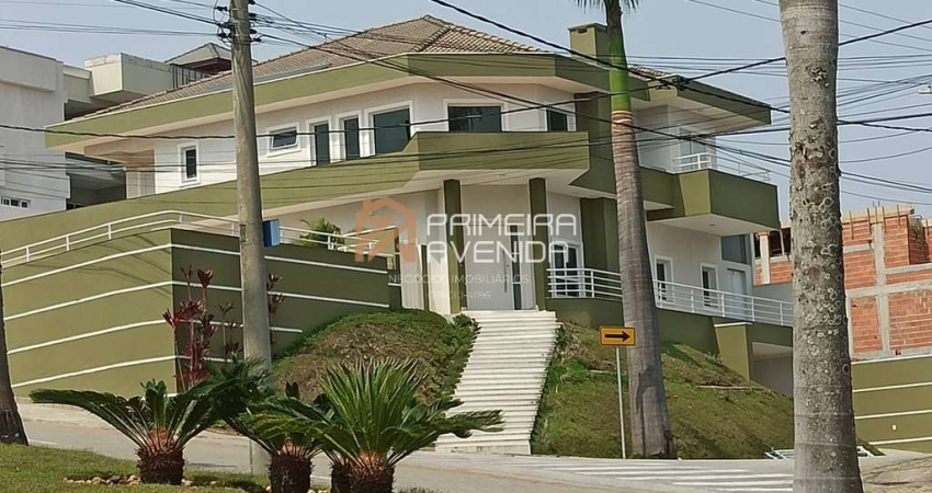 Sobrado no Condomínio Jaguary  900m² - Zona Oeste - Urbanova
