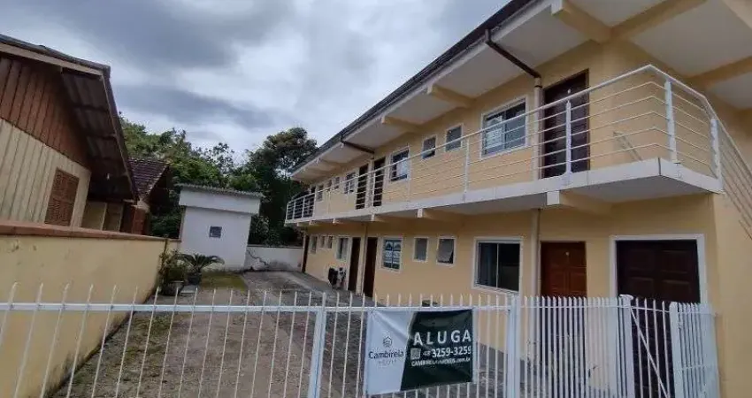 Kitnet / Stúdio para alugar na Travessa Mathias Schell, 477, Sertão do Maruim, São José