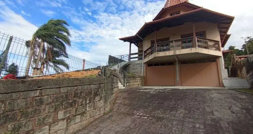 Casa com 3 quartos à venda na Rua Avelino Rocha, 65, Ponta de Baixo, São José