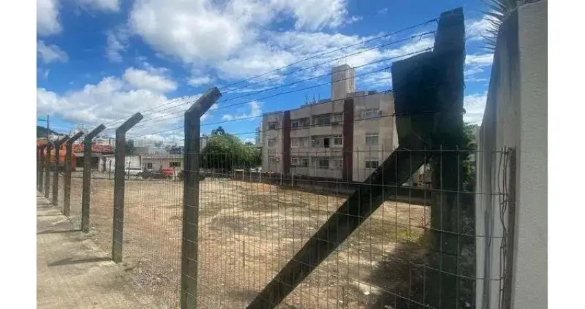 Terreno à venda na Rua Pedro André Hermes, Roçado, São José