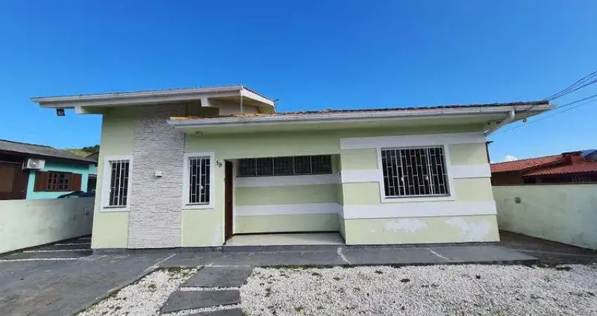 Casa com 3 quartos à venda na Rua Marli Laura de Souza, 19, Forquilhas, São José