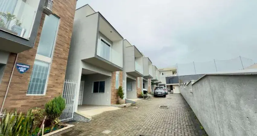 Casa em condomínio fechado com 2 quartos à venda na Rua Falcão, 117, Forquilhas, São José