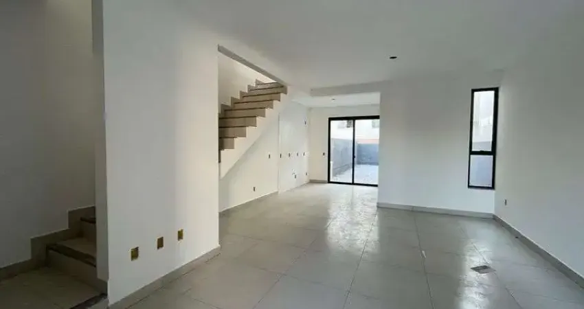 Casa em condomínio fechado com 3 quartos à venda na Rua Augusta Rodrigues Pulceno, 38, Serraria, São José