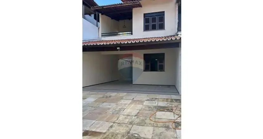Casa com 4 quartos à venda na Av Eng Heitor de Oliveira Albuquerque, 303, Cidade dos Funcionários, Fortaleza