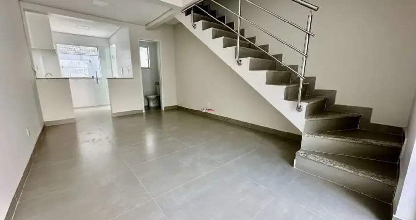 Casa com 2 quartos à venda na Rua Professora Vicentina Barreto, 1, Planalto, Belo Horizonte