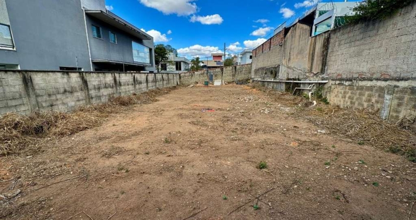 Terreno à venda na Idalísio Aranha Filho, 1, Braúnas, Belo Horizonte
