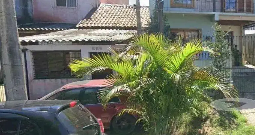 Casa à venda na Rua Elvira Dendena, 606, Hípica, Porto Alegre