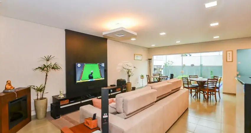 Sobrado Duplex à Venda – Rua Francisco Mota Machado, 495, Capão da Imbuia, Curitiba/PR