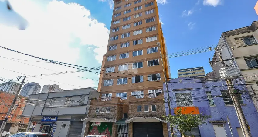 Vende excelente apartamento no centro de curitiba, próximo ao super muffato da mariano torres.