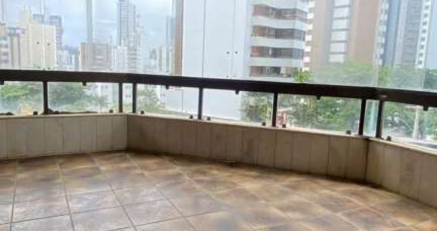 APARTAMENTO 4 QUARTOS 3 SUÍTES VARANDA DEPENDÊNCIAS 3 GARAGENS À VENDA NA BARRA!