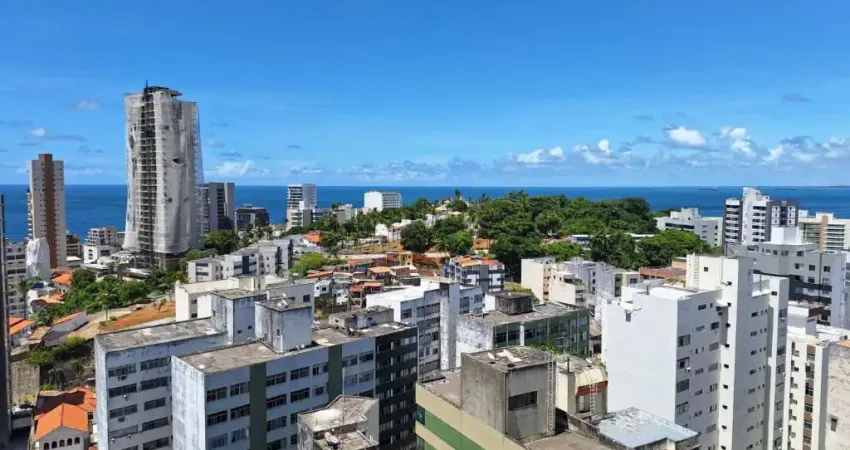 APARTAMENTO 2 QUARTOS VARANDA VISTA MAR NASCENTE DEPENDÊNCIA GARAGEM À VENDA NA BARRA!