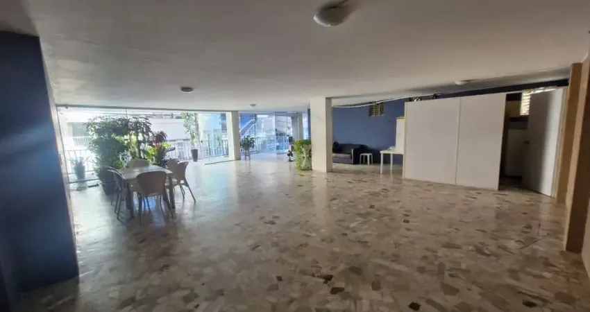 Apartamento 4 quartos 2 suítes dependência garagem elevador portaria à venda na barra!