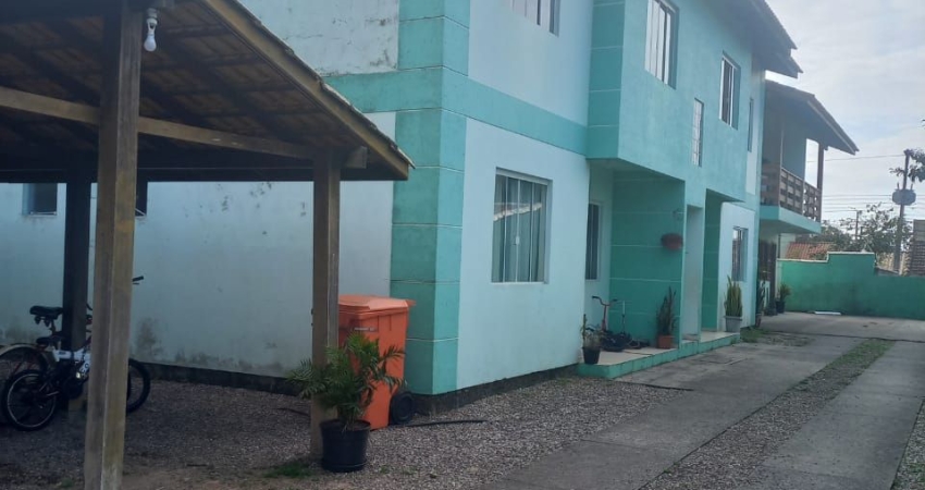 Ótimo prédio para investimento nó Ingleses com 6 apartamentos