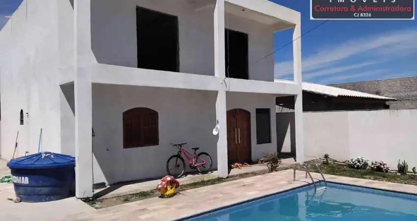 LINDA CASA com Piscina a venda no Condomínio Sol Caliente