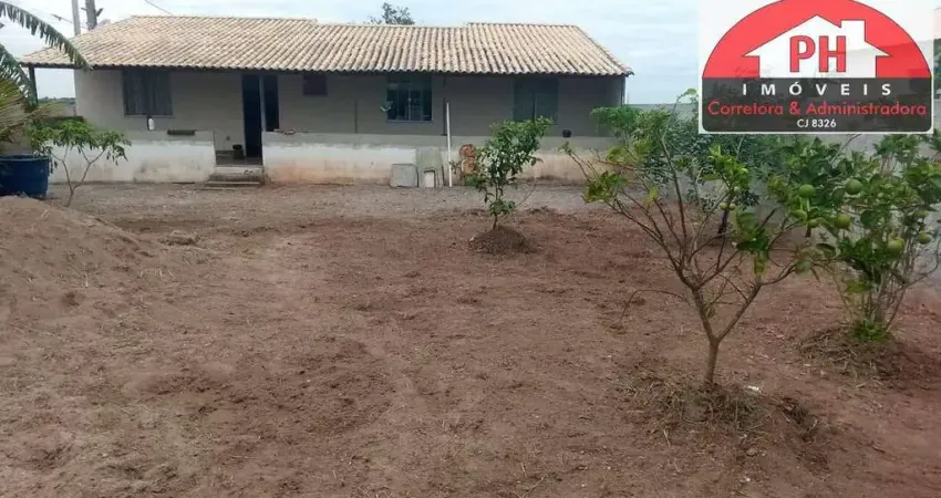 Casa à Venda com 2 quartos Árvores frutíferas no Cond Portal de Búzios!