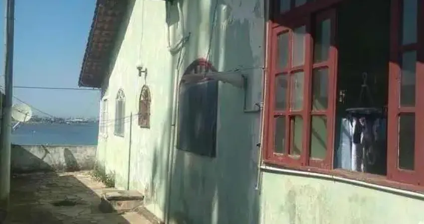 Casa semi- mobiliada - Venda e locação - São Pedro da Aldeia - RJ.