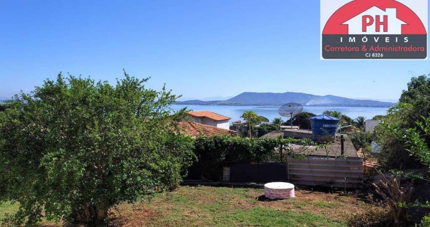 Linda casa de 2 quartos  com vista maravilhosa da Lagoa e um amplo quintal!