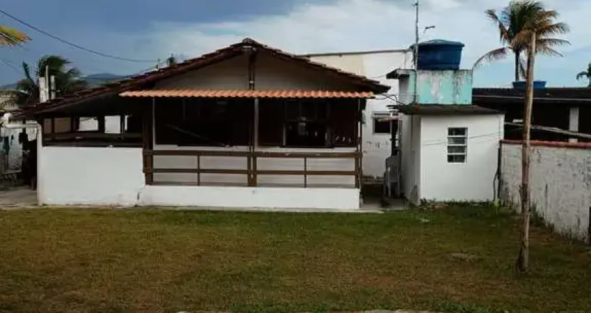 Venda de duas casas separadas em um terreno plano 448m² Recanto do Sol SPA