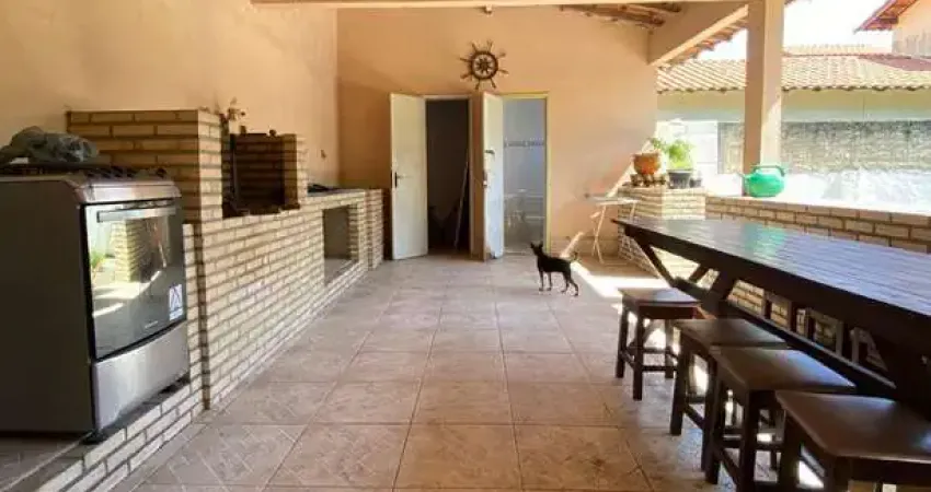 Casa comercial com 1 sala à venda na Rua João Guimarães, Estação, São Pedro da Aldeia