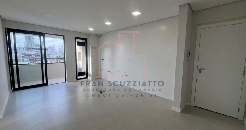 Apartamento para Venda em Itajaí, Dom Bosco, 2 dormitórios, 1 suíte, 2 banheiros, 1 vaga